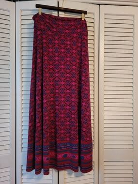 Women's Fuchsia Patterned Maxi Skirt with Border Trim